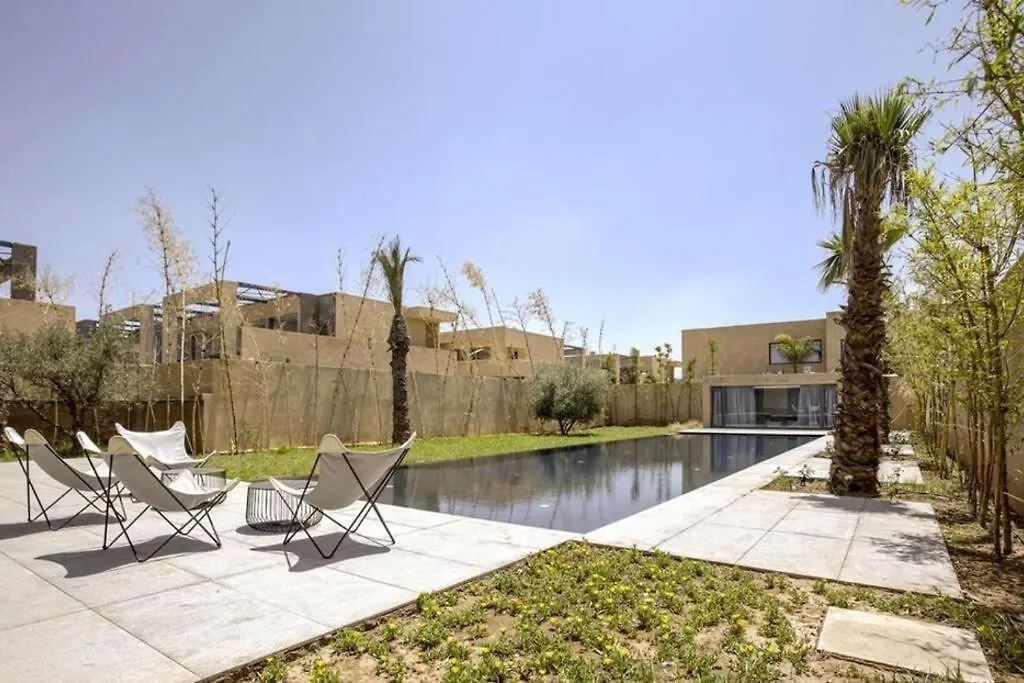 Oliver Palm Resort Villa